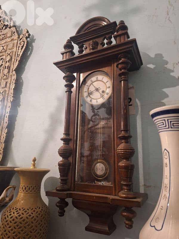 ساعة حائط خشب جوز فرنسي مميز انتيك شغالة 2