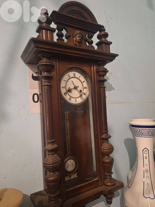 ساعة حائط خشب جوز فرنسي مميز انتيك شغالة 3