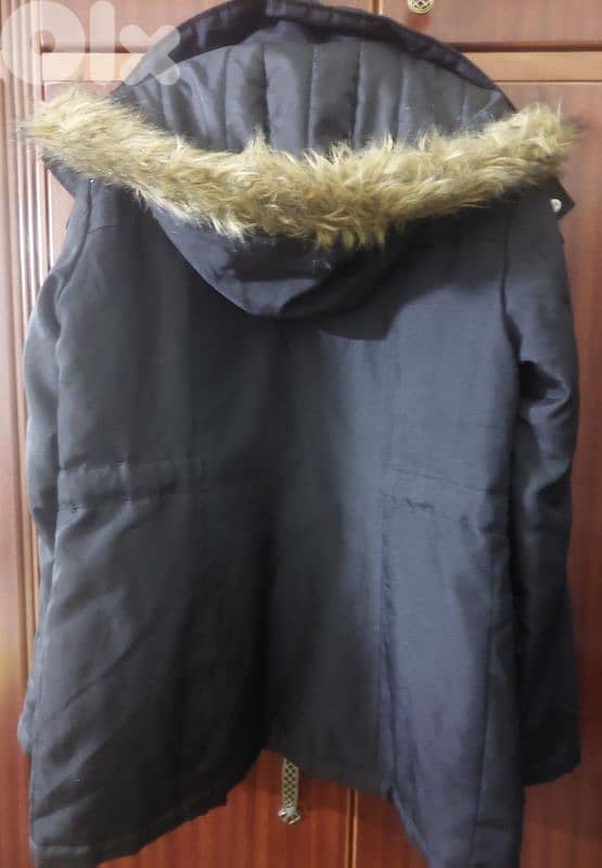 جاكيت نسواني لون اسود brand 0