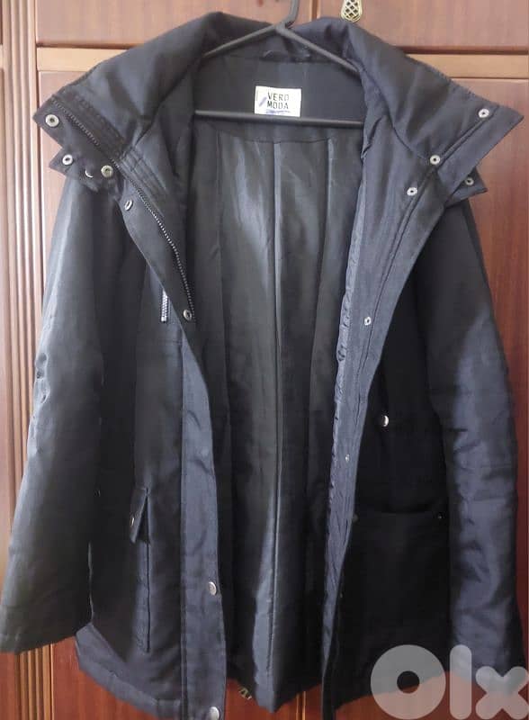 جاكيت نسواني لون اسود brand 2