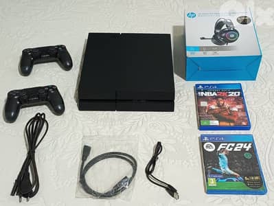 Playstation 4 orginal European 500 GB with 2 controller all cable