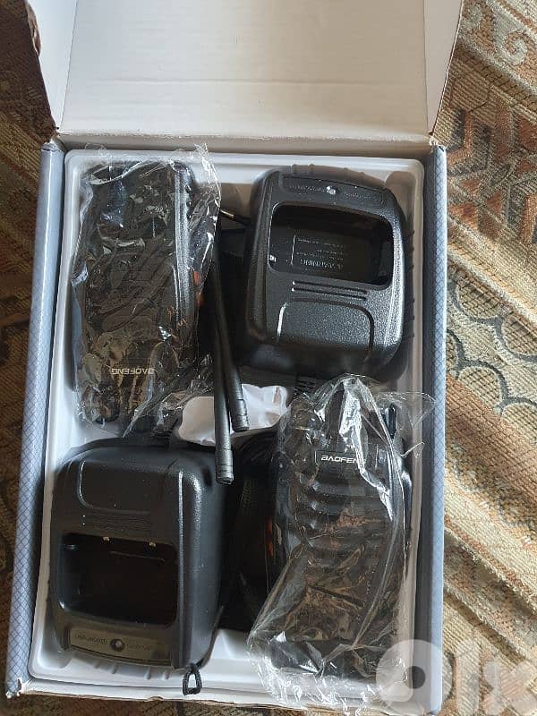 baofeng BF-888S ٦ أجهزة بعدون جداد  + ٦ سمعات اشتريتون 3