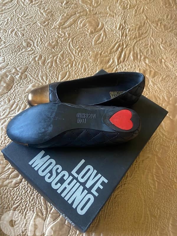 Love Moschino flat shoes 1