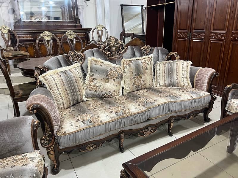 صالون ملكي  6 قطع مع طاولي مصري جديد 1