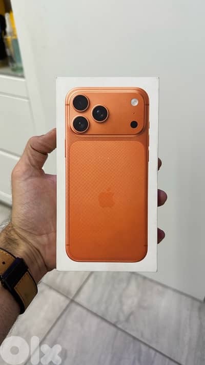 iphone 17 pro max 256G. esim
