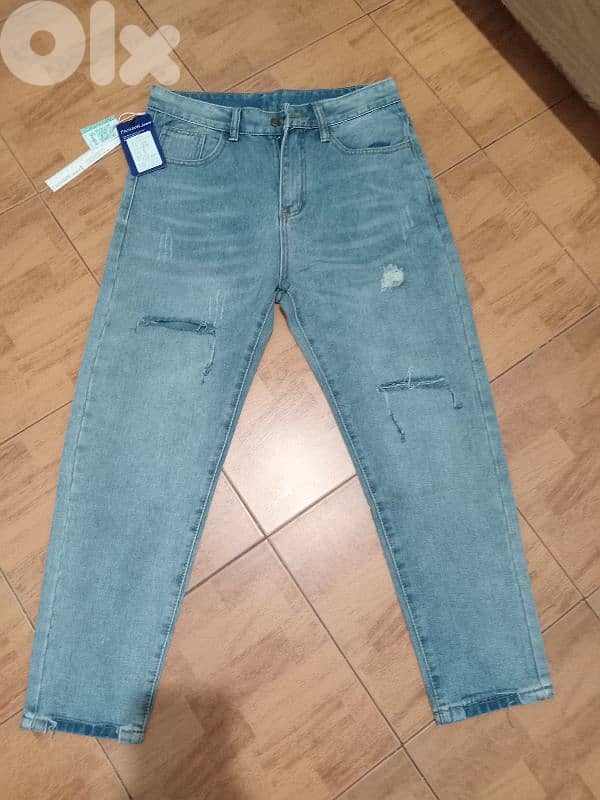 ملابس مشكلي كلو جديدة يوجد 100قطعة 5