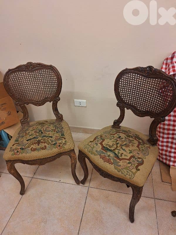 كراسي انتري عدد٢ خشب جوز تنجيد اوبيسون فرنسي حياكة يد 0