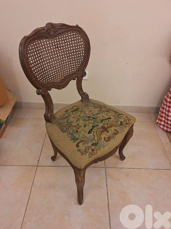 كراسي انتري عدد٢ خشب جوز تنجيد اوبيسون فرنسي حياكة يد 2