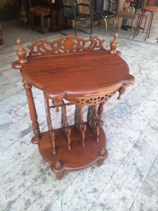 طاولة مميزة خشب ورد انتيك حفر يدوي سعر لقطة 1