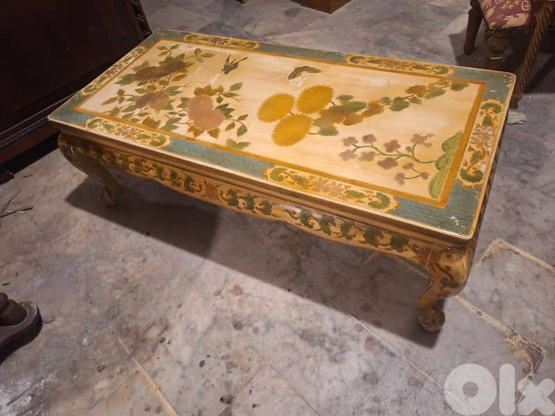 طاولة صالون وسط خشب جوز شغل فني رائع جدا رسم يدوي انتيك 0