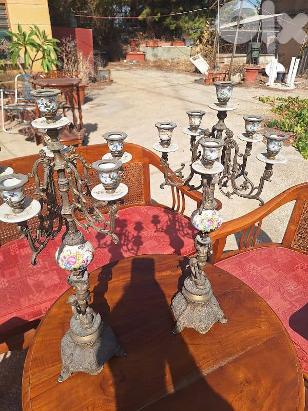 شمعدان عدد٢ برونز مع بورسولان سافر فرنسي ناعم جدا 2