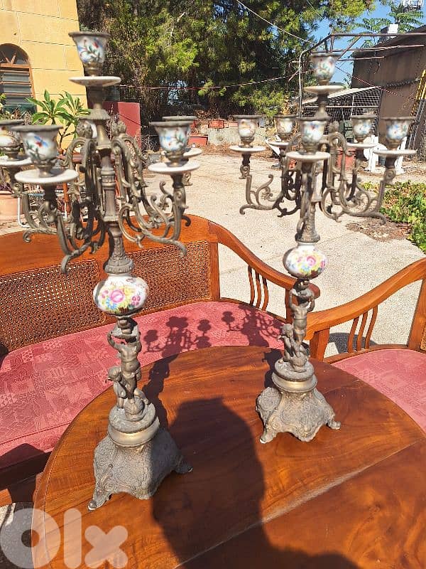 شمعدان عدد٢ برونز مع بورسولان سافر فرنسي ناعم جدا 3