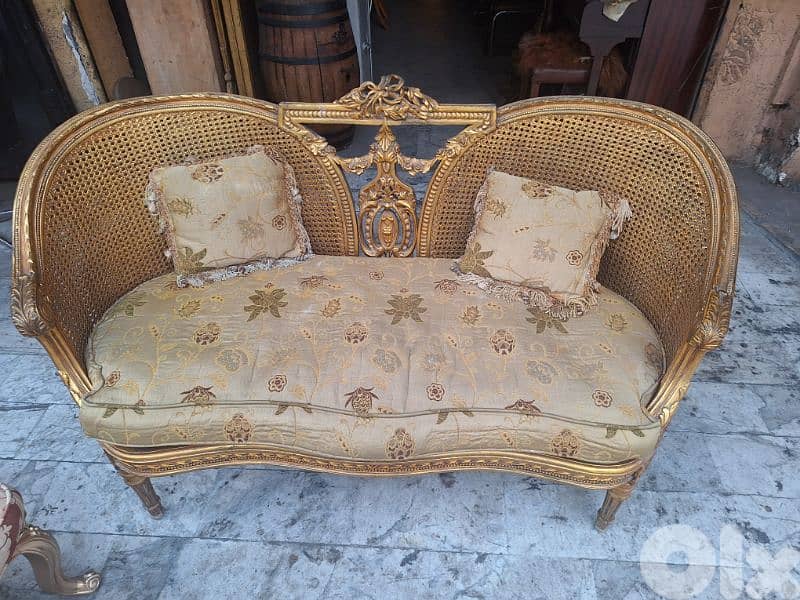 كنب فوتوي خشب زين حفر ناعم تلبيس ورق الذهب سعر لقطة 1