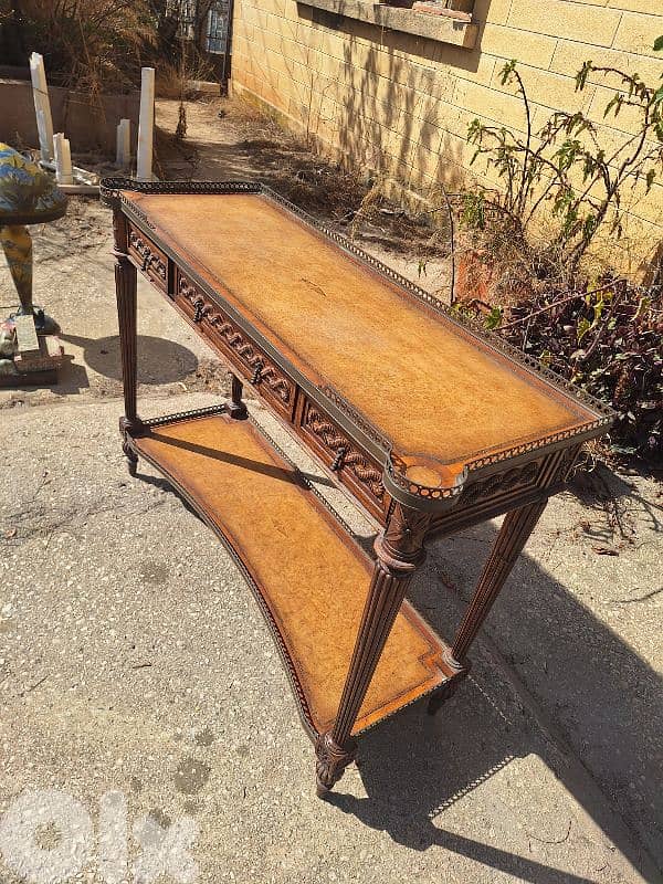 طاولة ديسير او كونسول فرنسي خشب سنديان رائع جدا ومميز انتيك قديم 2