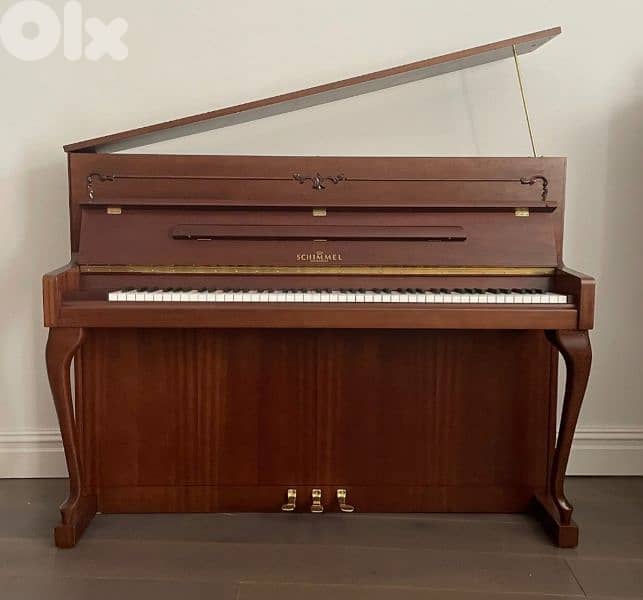 piano schimmel Germany like new tuning warranty 1