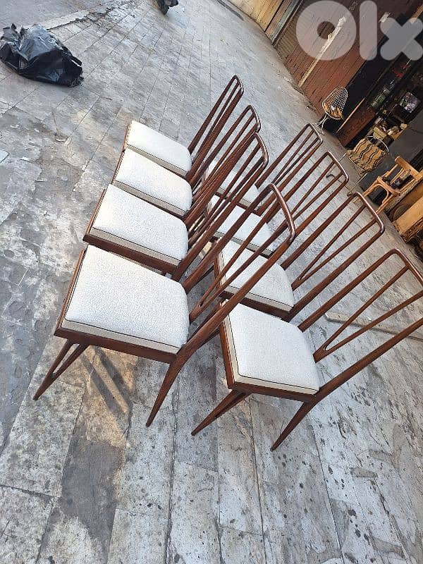 كراسي سفرة خمسينات عدد ٨ ناعم مميز انتيك قديم 0