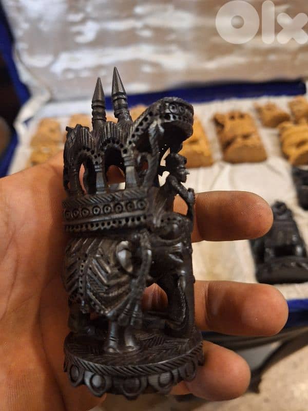 Chess set Sandal wood and ebony wood handmade Indian mythology Statue 2