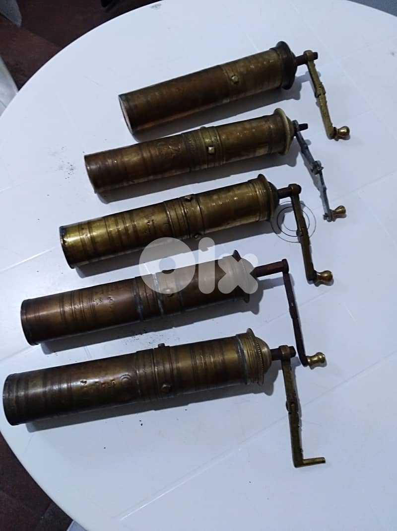 6 Copper Coffee Machine / 6 machines à café en Cuivre 0