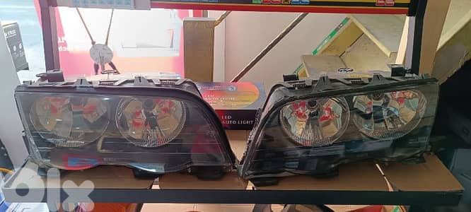Bmw 325i-328i-330 front lights both for 80$ original
