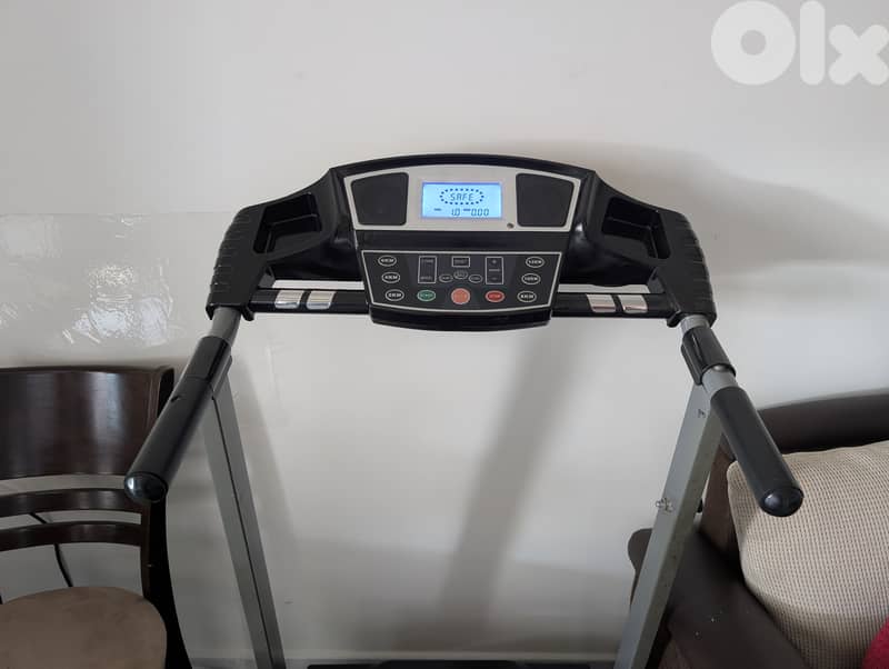 Treadmill Like New + Bike Trainer Machine 1