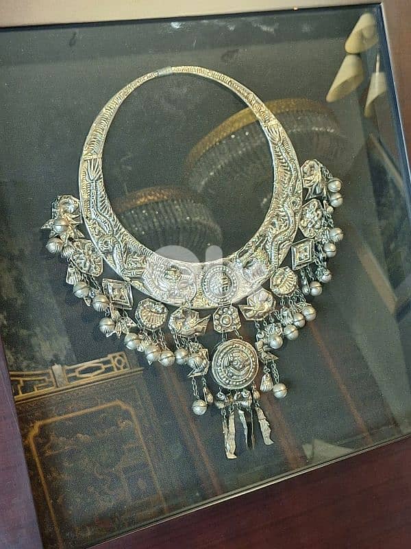 tribal necklace wall decoration 3