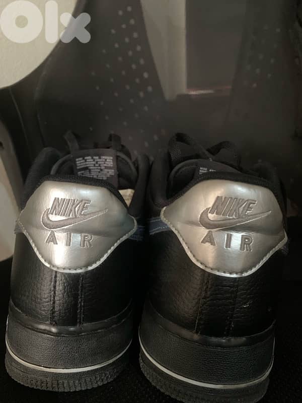 Nike Air Force 1 '07 Low Black Blue Lightning 2