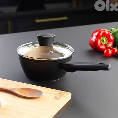 Russell Hobbs Non-Stick Saucepan With Glass Lid - قدر طبخ غير لاصق 2