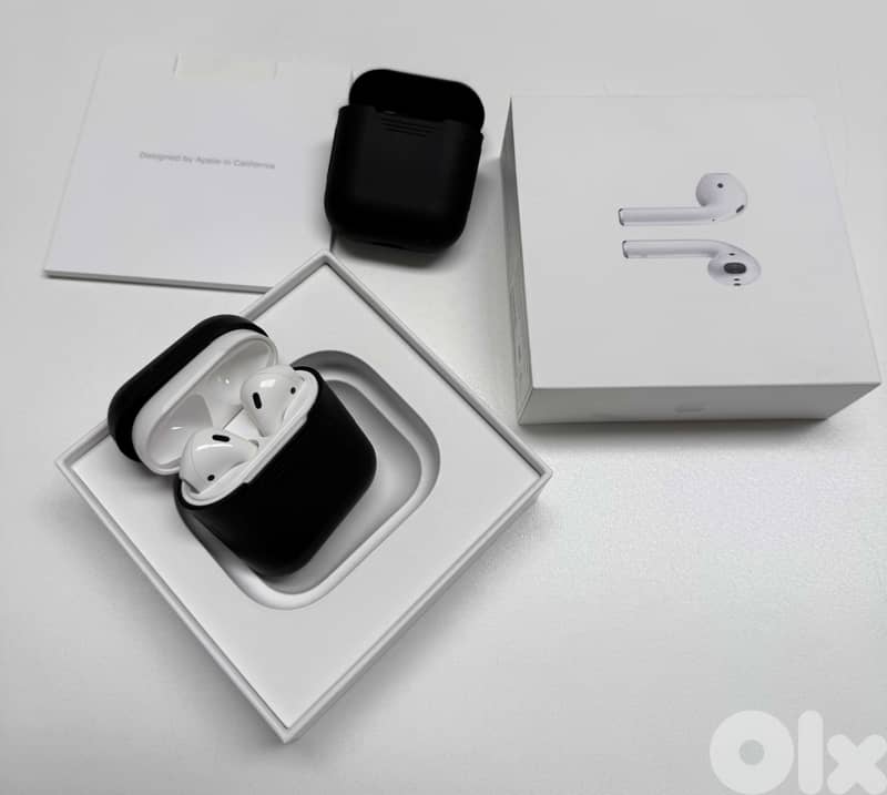 iPhone 12 Pro Max 256GB - Black | AirPods and EarPods 7