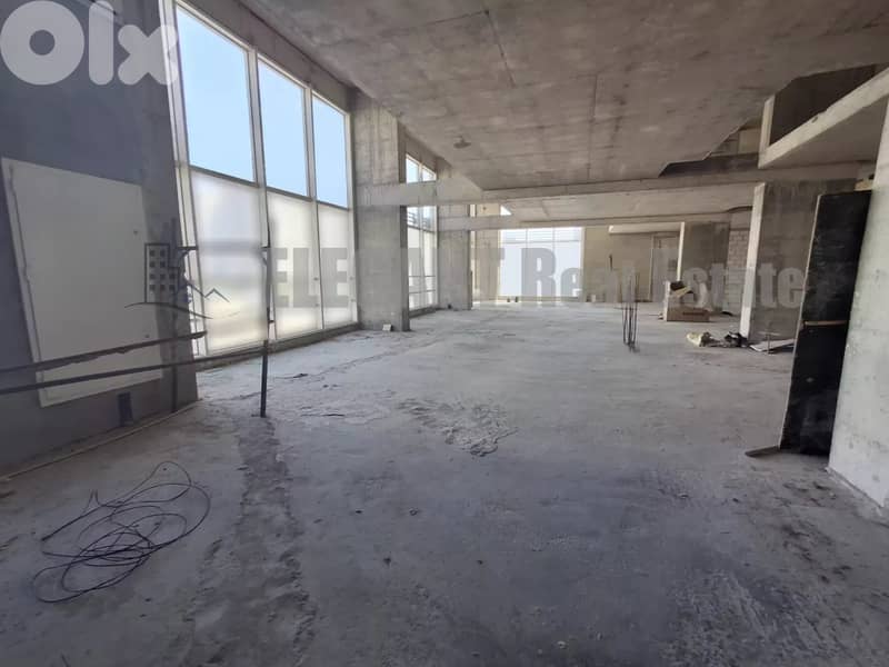 Spacious Showroom | Prime Location | for Rent | Ramleh el Bayda 0