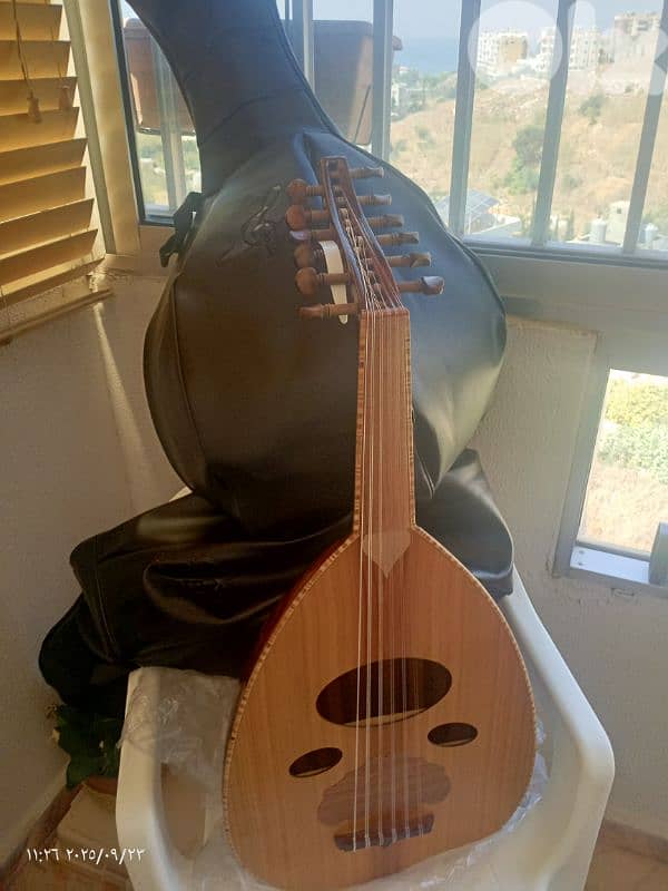 عود زرياب0 جديد مع حقيبة وريش بسعر110$ بدل 175 أفضل سعر بالسوق 15