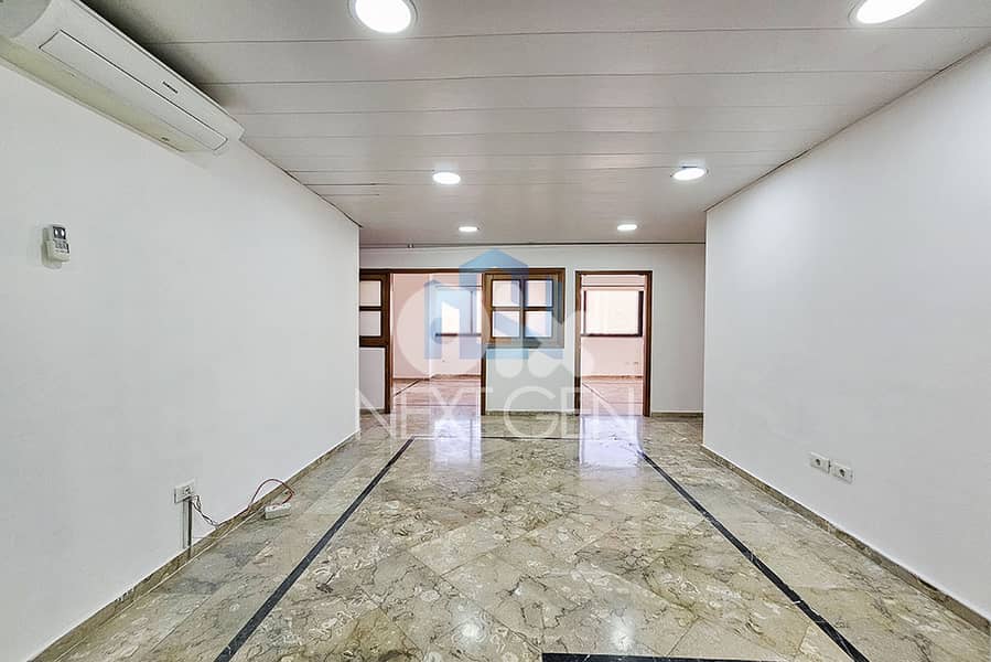 Office for rent in Achrafieh | مكتب للأجار في ألأشرفية 0
