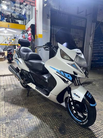 SilverWing 600cc