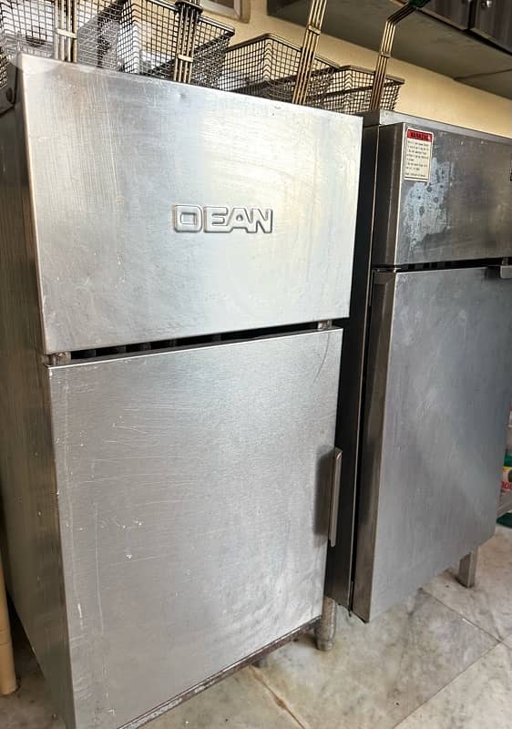 fryer’s and girll with stand 2