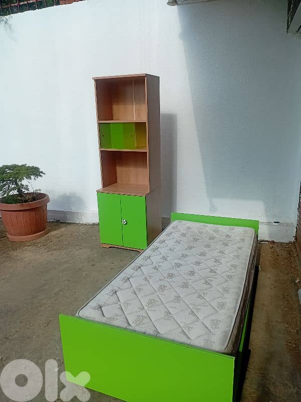 تخت شفونيار فرشي 0