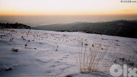 PRIME LAND in IYOUN AL SIMAN with Amazing View أرض في فقرا ٥٧٥ م٢ 7