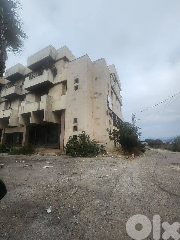 building for sale in aaraiya بناية للبيع في عاريا 2