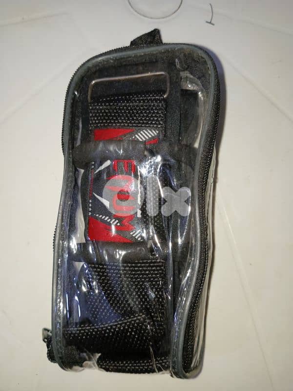 Venum Weight Lifting Hooks – Extra Grip & Maximum Support 2