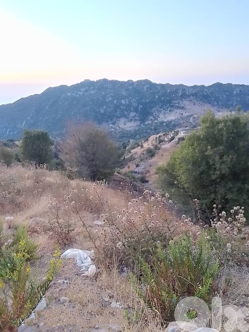 1400 SQM Land in Mayrouba, Keserwan Overlooking the Mountains 1