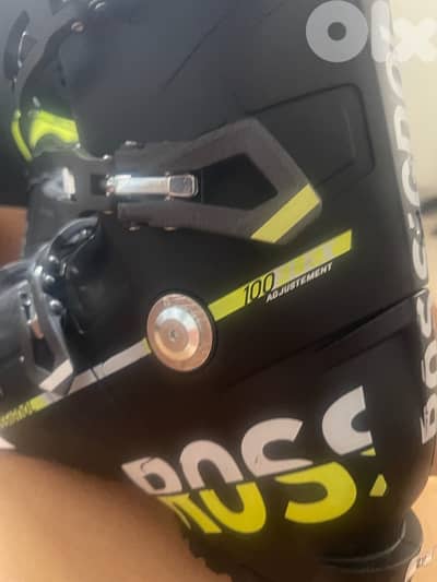 Rossignol Speed 100 Ski Boots – Size 28 (worn once)