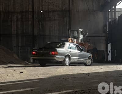 Mercedes-Benz S-Class 1987