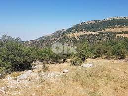 HOT DEAL LAND in KFARDEBIAN with Viewأرض في كفردبيان ١٠٠٠ م٢ 2