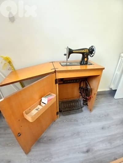 sewing machine