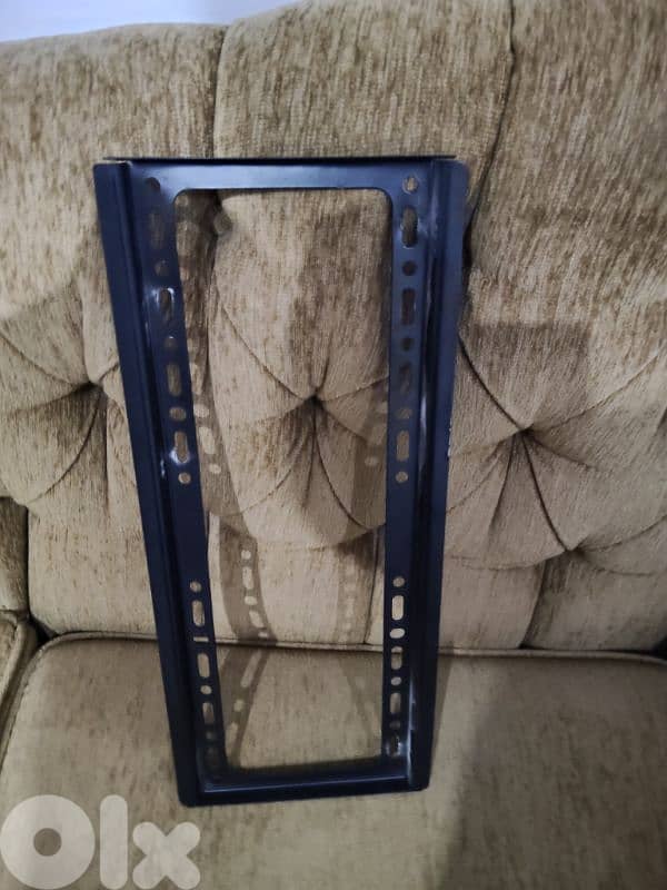 LG like new soura w sot Wala arwa3  tv made in Korea like with stand 7