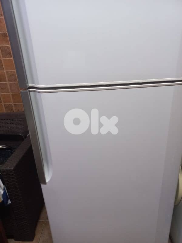 Hitachi refrigerator/ inverter 2
