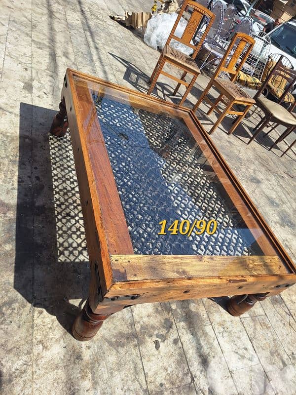 طاولة صالون وسط خشب قطراني مميزة ناعمة انتيك قديم 0