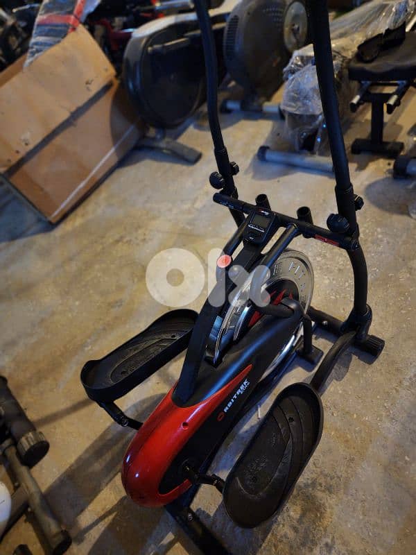 Elliptical Machine Geo Gym Equipment معدات رياضية متنوعة 2