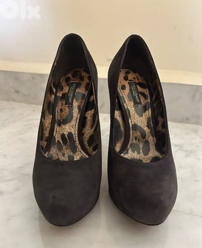 Dolce and Gabbana pumps