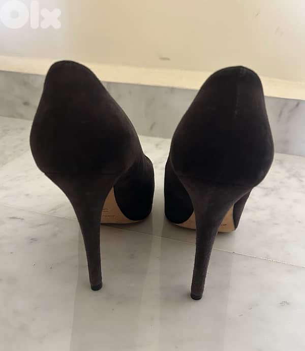 Dolce and Gabbana pumps 2