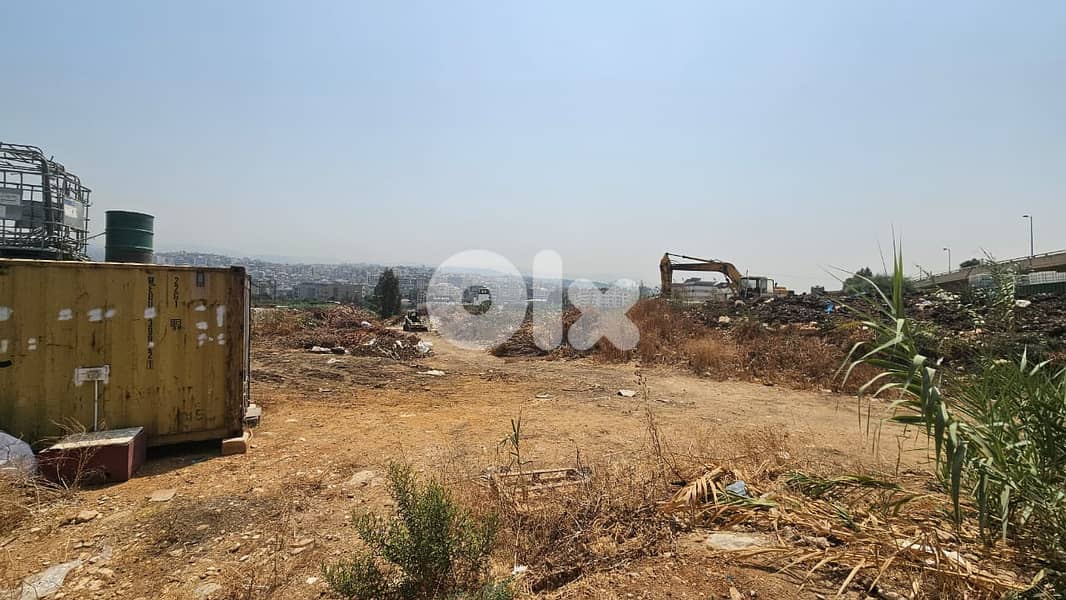 Land for sale in Furn el chebbak أرض للبيع في فرن الشباك 3