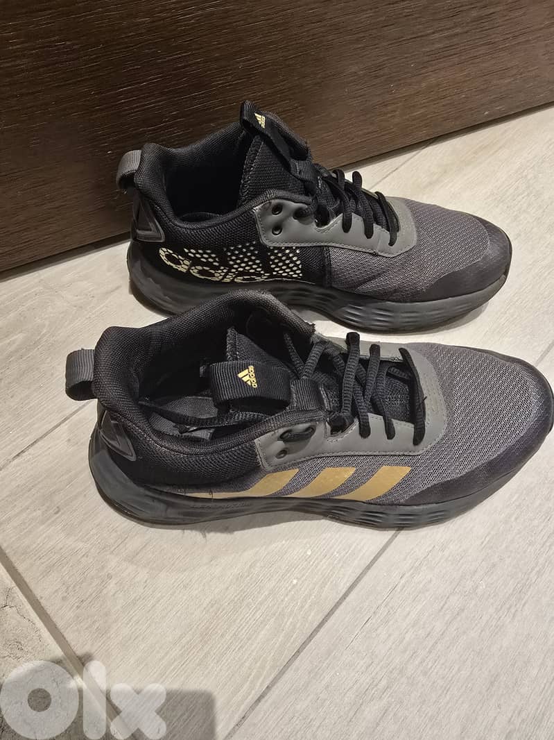 Adidas original size 40 0